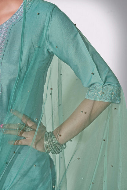 Shadow Green Rang Embroidered Kurti With Pant & Dupatta