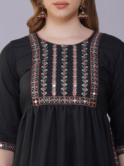 Women Black Viscose Rayon Embroidered Kurta Set